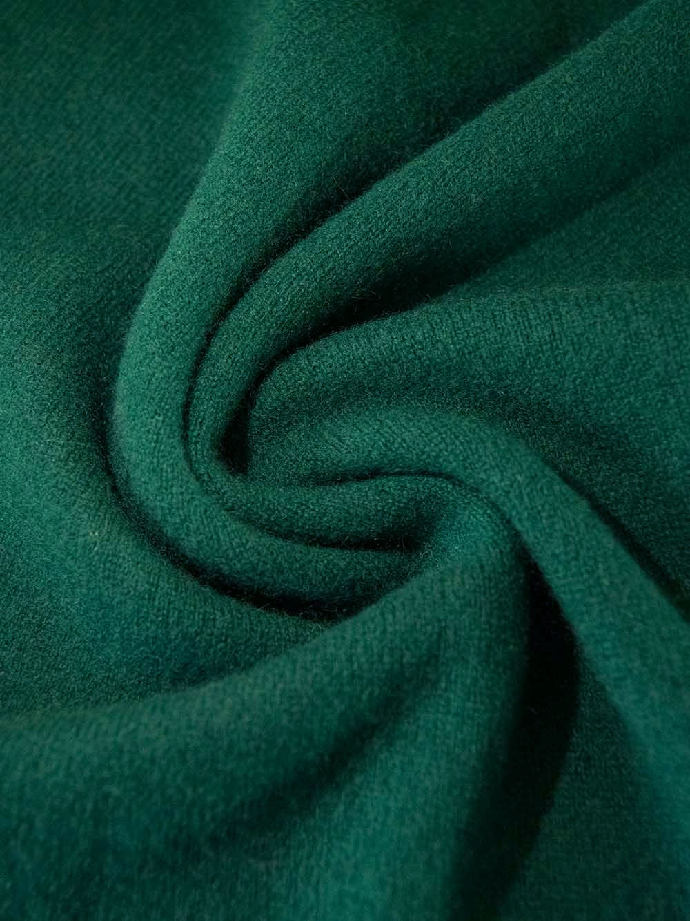 Emerald Green Wearable Cashmere Wrap - Image 2